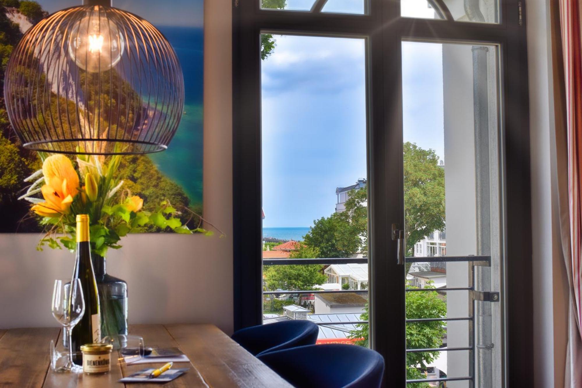 Treibholz In Der Martha Ostseebad Binz
